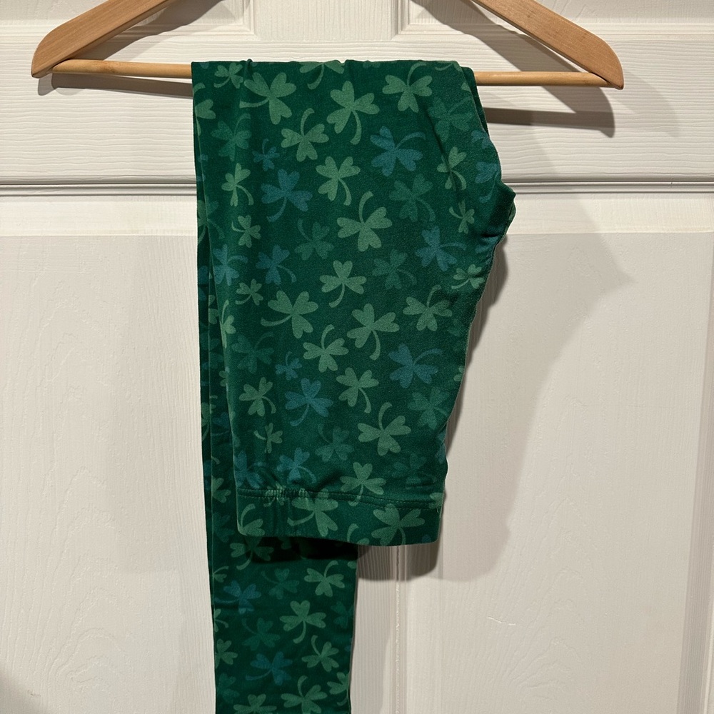 Serra Green Leggings with Tonal Floral Pattern